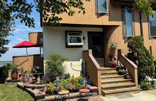 Riviera Casa | Ocean City, NJ, Waterfront 2BD, 2.5Bths, Winter Rental