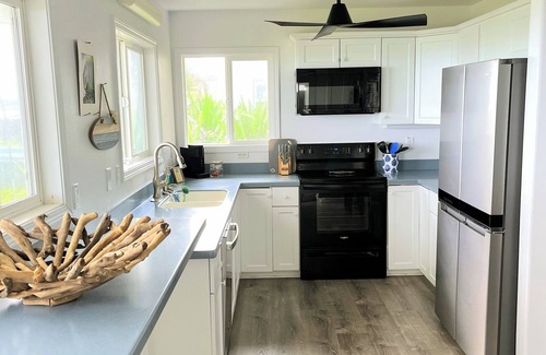 Keaau Casa | Ocean Front HOME on the Big Island! Lookout and view Heaven - Maka'Ala Lani!!