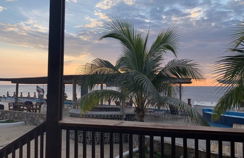 Antoneys Cay Complejo | West End Ocean Front King
