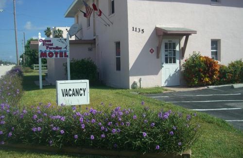 Indialantic Hotel | Ocean Front Paradise Resort