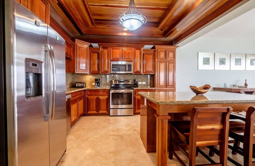 Boca Ciega Condominio | Ocean's Edge 3A, Gorgeous Beachfront Condo, third-floor and steps from beach!