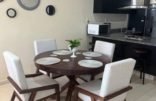 Mazatlán Condominio | Ocean view 1 block from the malecon beach