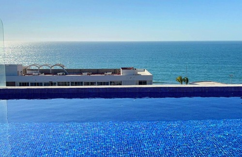 Mazatlán Condominio | Ocean view 1 block from the malecon beach