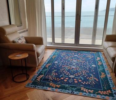 Torpoint Apartamento | Ocean View