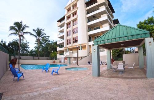 Guanajibo Apartamento | Ocean View, Pool, Gym, Basketball Court, Wifi