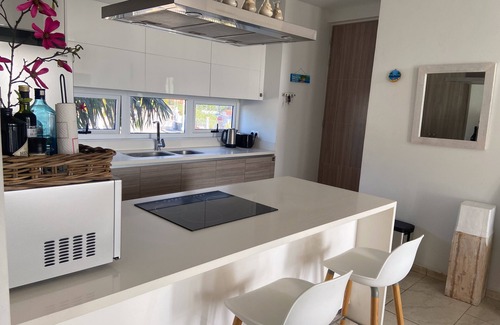 Colon Apartamento | Ocean View & Sunset Apartment - Luxury Resort With Stunning Pool