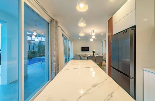 Santa María Huatulco Villa | Ocean View Villa with Infinity Pool & Rooftop Plunge Pool