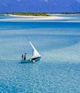 Kudahuvadhoo Casa | Oceana Inn Hotel Maldives - Snorkeling, Sandbank & Surfing Adventures in Kudahuvadhoo Island