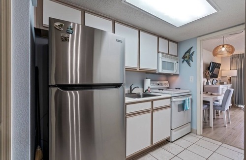 Crescent Beach Complejo | Oceanfront Paradise Beachfront resort style amenities w/ NO Hidden Resort Fees!