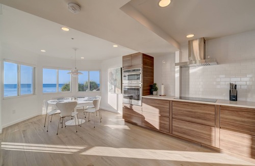 Redington Shores Casa | Oceanfront Paradise