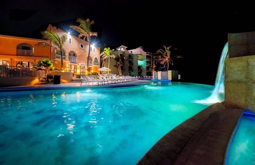 Oyster Pond Apartamento | Oceanfront Studio at Oyster Bay Beach Resort