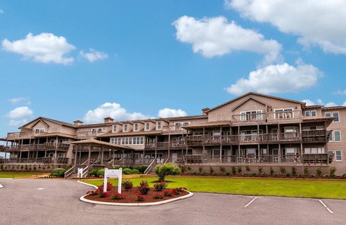 Duck Apartamento | Oceanside King Suite | Near Pool + Private Beach