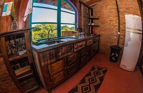 Laguna Casa | Octagonal house in demolition wood (OkaMauna)