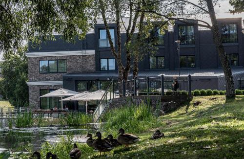 Plunge Hotel | Oginski Hotel