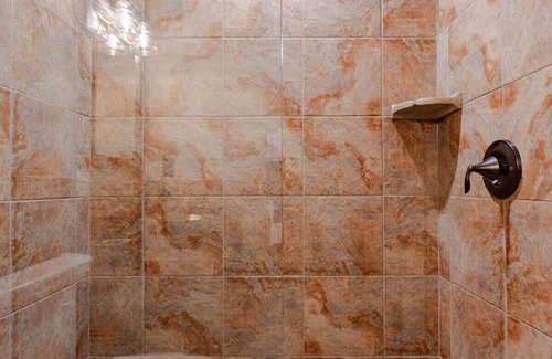 Okeechobee Cabina | OK CORRAL GUN CLUB Florida’s premier shooting sports club in Okeechobee Florida.