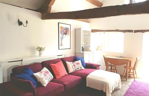 Longtown Casa | Old Bake House Cottage @ Cwm Mill