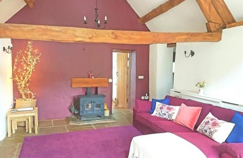 Longtown Casa | Old Bake House Cottage @ Cwm Mill