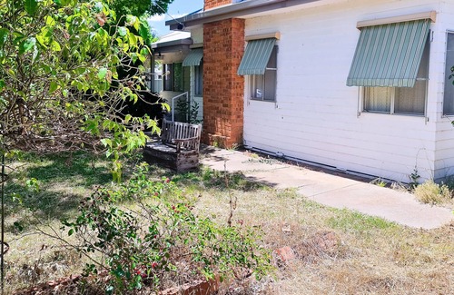 Swan Hill Casa | older style home, suits the budget conscious and tradies.