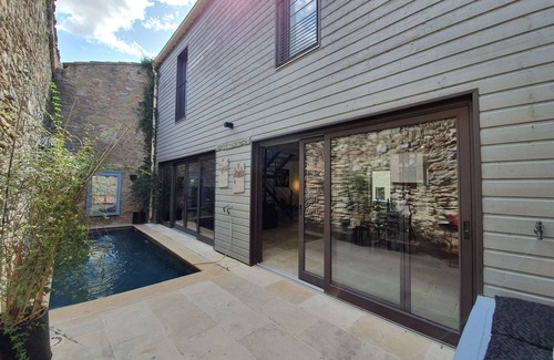 Olonzac Casa | Escapada a Olonzac: Piscina y encanto