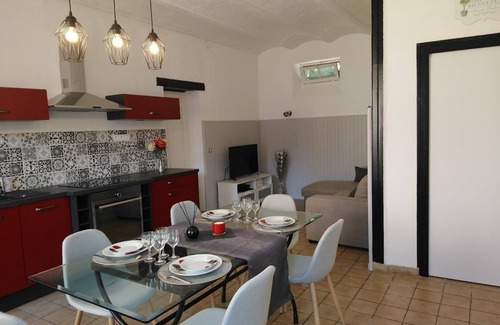 Formigny Casa | OMAHA BEACH COTTAGE ENTRE LA TIERRA Y EL MAR