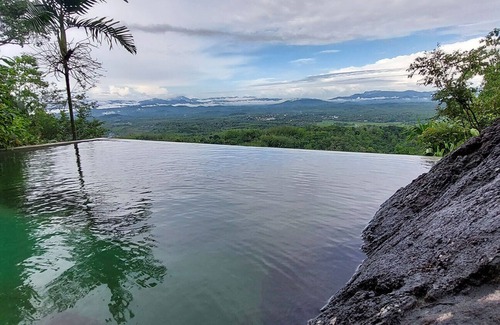 Kahangama Villa | On the way to Ella, Udawalawa, Mirissa. Hike Adams Peak. 3 AC rooms with a pool