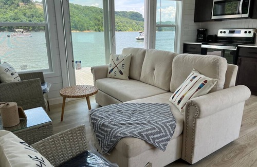 Russell Springs Alquiler De Eote | On-Water 10 #38 - Lake Cumberland Marina