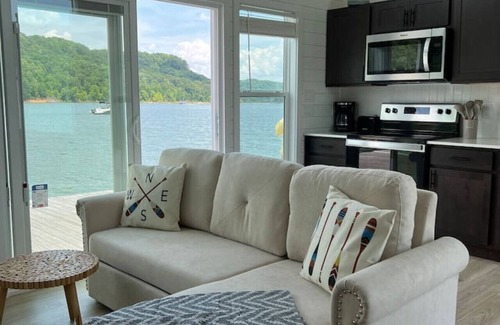 Russell Springs Alquiler De Eote | On-Water 10 #38 - Lake Cumberland Marina