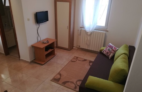 Vinez Apartamento | Apartamento de una habitación con una terraza Vinez, Labin (A-11851-a)