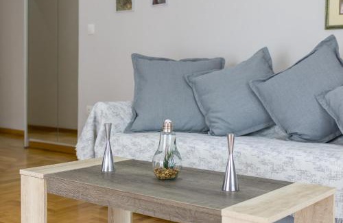 Nea Smirni Apartamento | One Bedroom Apt w/Balcony