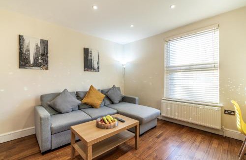 Bush Hill Park Apartamento | One Bedroom Flat in Bush Hill Park
