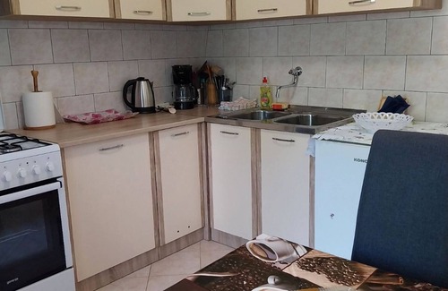 Vinez Casa | One Bedroom Holiday Home