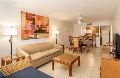 Palm Beach Hotel | One Bedroom Suite @ Caribbean Palm Village Resort
