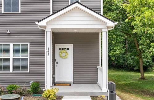 Clarksville Casa | One-Of-A-Kind Smart, Cookie Themed Home For Up to 6