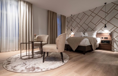 Kunstenkwartier Hotel | One Two Four Hotel & Spa