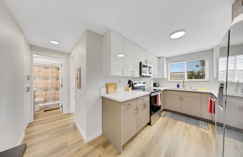 South Redondo Apartamento | Oneluxstay 3BR near Redondo Beach