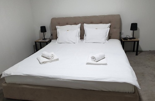 Kragujevac Apartamento | Apartamentos Onix - Studio Lux