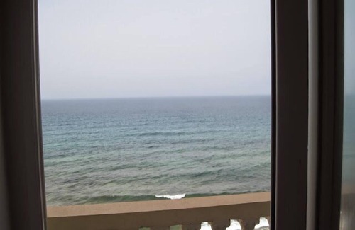 Algeria Apartamento | Oran, primera línea, frente a la playa. AC. + Parking + protector + wifi