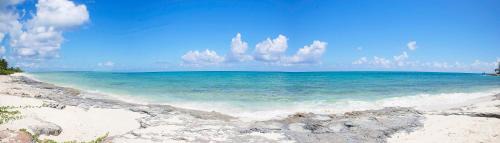 Nassau Hotel | Orange Hill Beach Inn