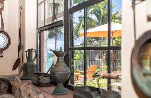 Nassau Hotel | Orange Hill Beach Inn