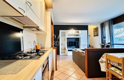 Desenzano del Garda Complejo | Orchiedea Apartment - tres piscinas y un bar a 200 m del lago