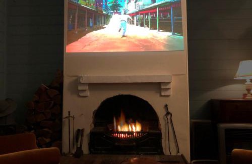 Blackheath Casa | Original 1895 cottage with magnificent uninterrupted views of valley