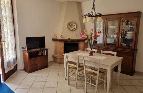 Monteverdi Marittimo Casa | Orizzonti del Castelluccio Volpe rossa villetta elegante confortevole e rilassante