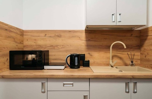 Ursus Apartamento | ORSO City Studio with king size bed