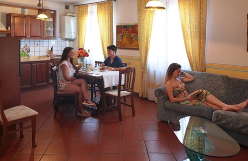 Crespina Apartamento | APARTAMENTO ORTENSIA