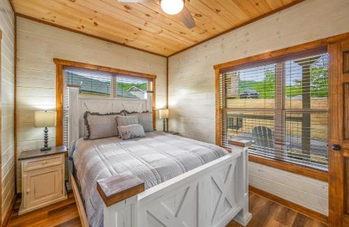 Pigeon Forge Casa | Osprey Nest Cottage Modern New Cabin