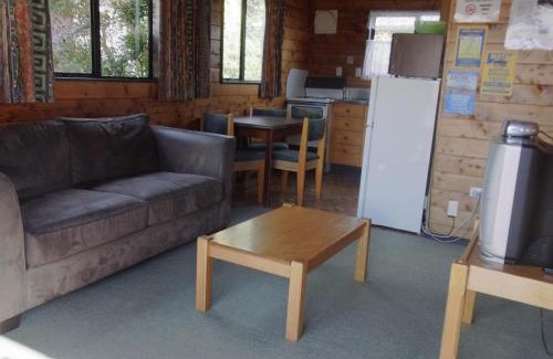 Ohakune Hotel | Ossies Motels and Chalets