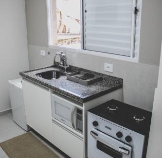 Itajuba Apartamento | Otima kitnet prox a UNIFEI c Wi-Fi e Smart TV