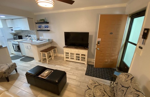 Paradise Lakes Condominio | Our Little Nest H-13 in Paradise Lakes NUDIST Community for Adults 30+