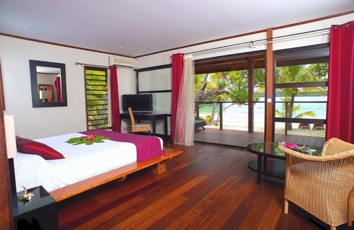 Kuto Hotel | Oure Lodge Beach Resort