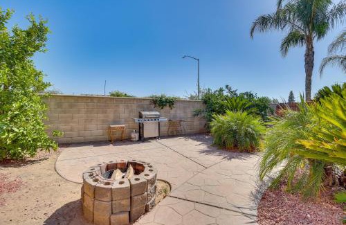 Fresno Casa | Outdoor Oasis with Fire Pit Pet-Friendly Fresno Gem